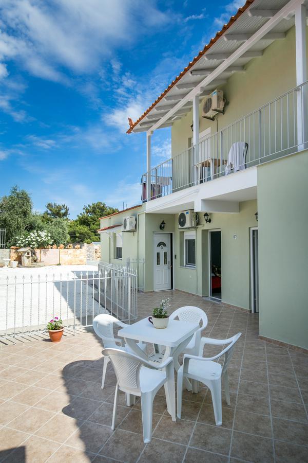 Villa Dimitris โปตอส ภายนอก รูปภาพ